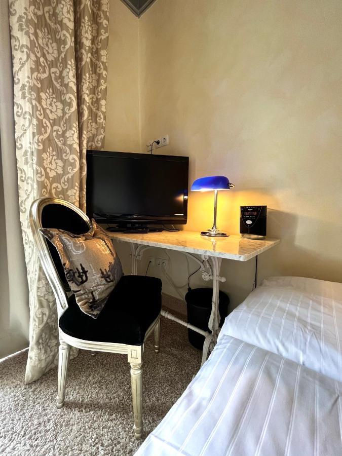 Park Villa Zentral Am Mittelrhein - Zimmer & Apartments 보파르트 외부 사진
