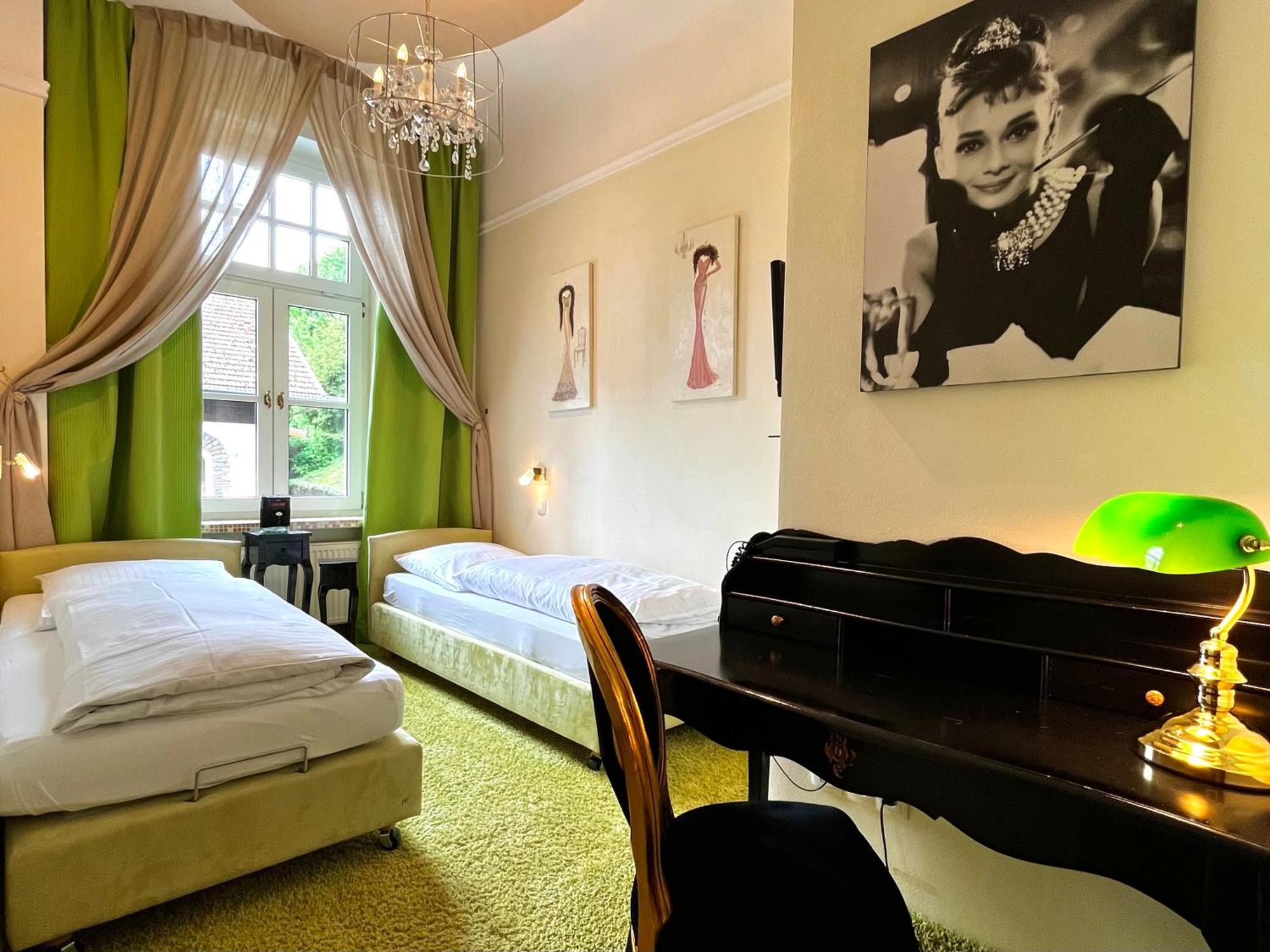 Park Villa Zentral Am Mittelrhein - Zimmer & Apartments 보파르트 외부 사진